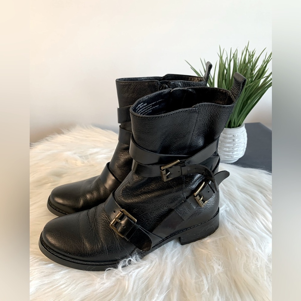 Nine West Ankle Boot Black Leather with Buckles SZ: US 6 - Picture 4 of 9